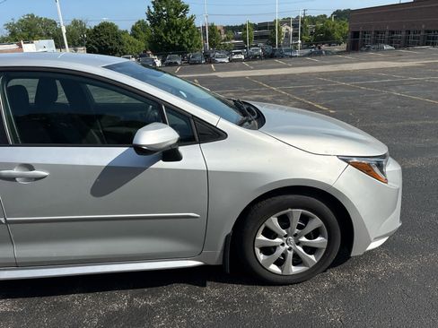 Used 2024 Toyota Corolla LE FWD image 15