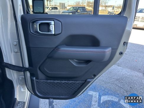 Used 2020 Jeep Gladiator Rubicon image 43
