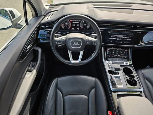 Used 2023 Audi Q7 3.0T Premium Plus image 14