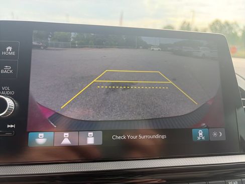 Used 2025 Honda Odyssey EX-L image 21