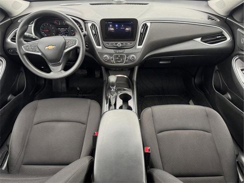 Used 2021 Chevrolet Malibu LS image 10