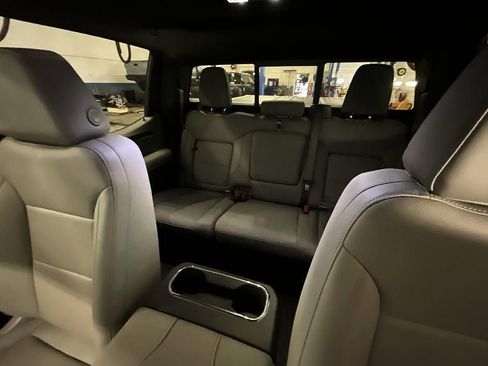 Used 2025 Chevrolet Silverado 1500 LTZ image 28