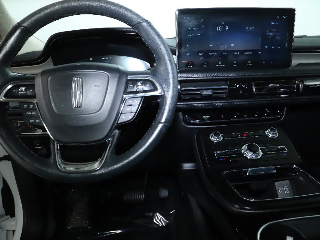 Used 2022 Lincoln Nautilus FWD image 29
