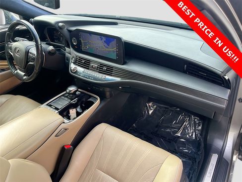 Used 2021 Lexus LS 500 AWD image 31