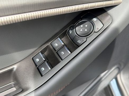 New 2026 Ford Explorer Active RWD image 18