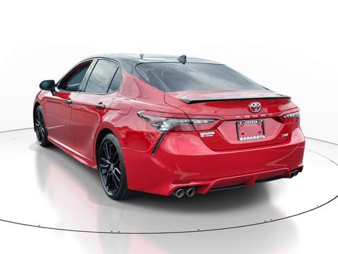 Certified 2022 Toyota Camry XSE FWD image 4