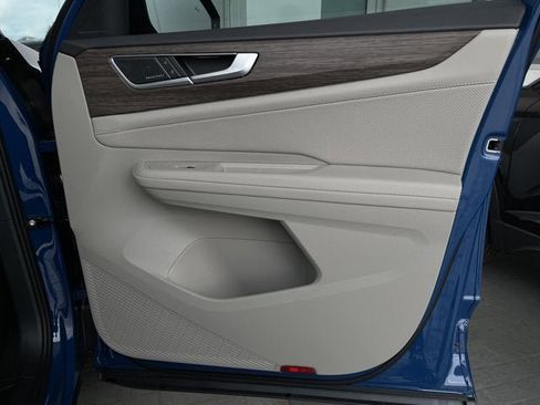 New 2026 Volkswagen Atlas SEL Premium R-Line image 18