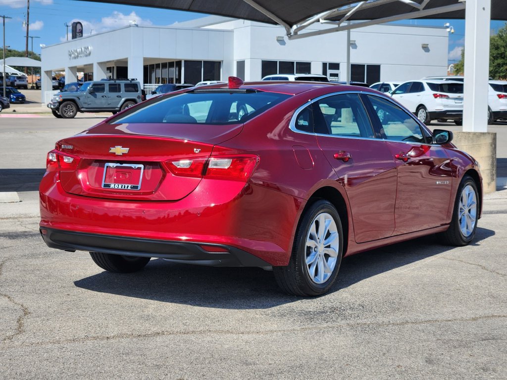 Used 2024 Chevrolet Malibu LT FWD image 7