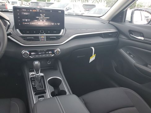 New 2025 Nissan Altima 2.5 SV w/ SV Premium Package image 14