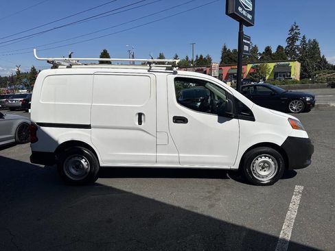 Used 2015 Nissan NV200 S w/ Cruise Control Package FWD image 8