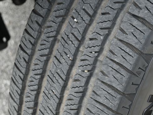 Used 2025 Jeep Wrangler Unlimited Sahara AWD/4WD image 12