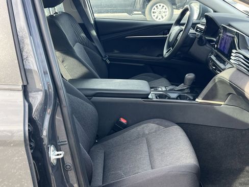 Used 2025 Toyota Camry LE image 25