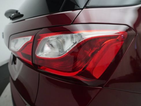 Used 2020 Chevrolet Equinox LT FWD image 35