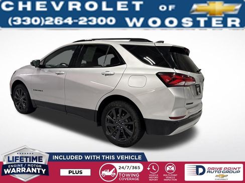 Used 2022 Chevrolet Equinox RS image 3