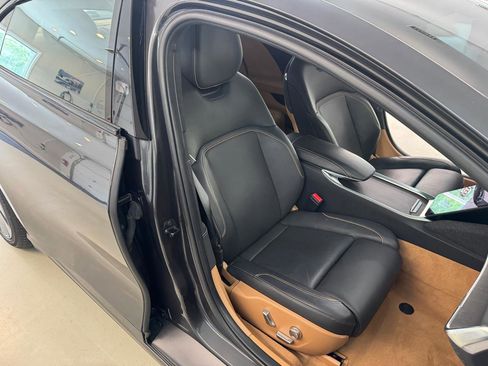 Used 2023 Lucid Air Touring AWD/4WD image 8