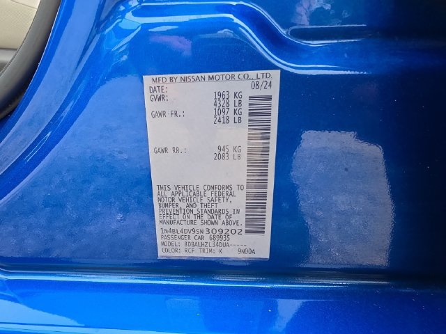 Used 2025 Nissan Altima 2.5 SV FWD image 29