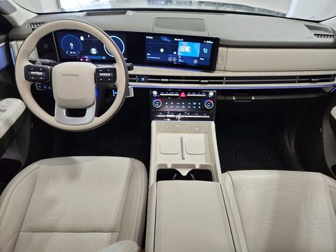 Used 2024 Hyundai Santa Fe Calligraphy image 7