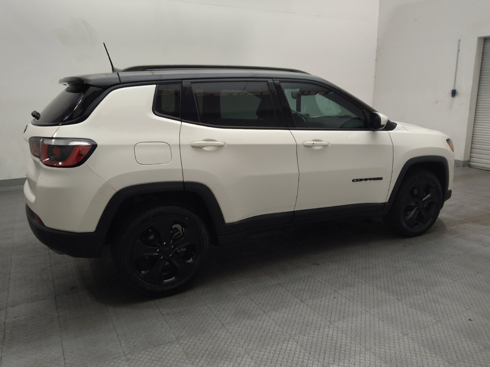 Used 2018 Jeep Compass Latitude w/ Popular Equipment Group AWD/4WD image 10
