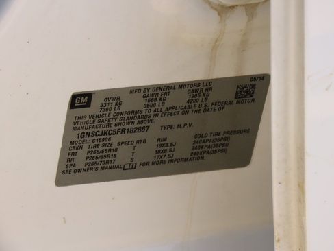 Used 2015 Chevrolet Suburban LT image 33