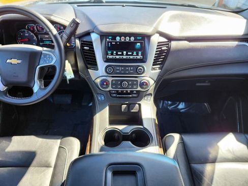 Used 2019 Chevrolet Tahoe LT image 12