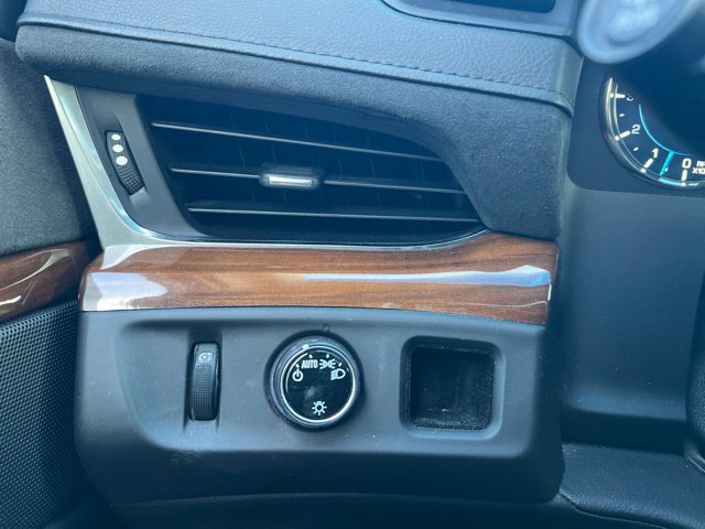 Used 2017 Cadillac Escalade ESV Luxury RWD image 22