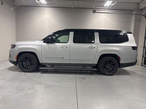 Used 2024 Jeep Grand Wagoneer L Series II w/ Quick Order Packagew 28T image 10