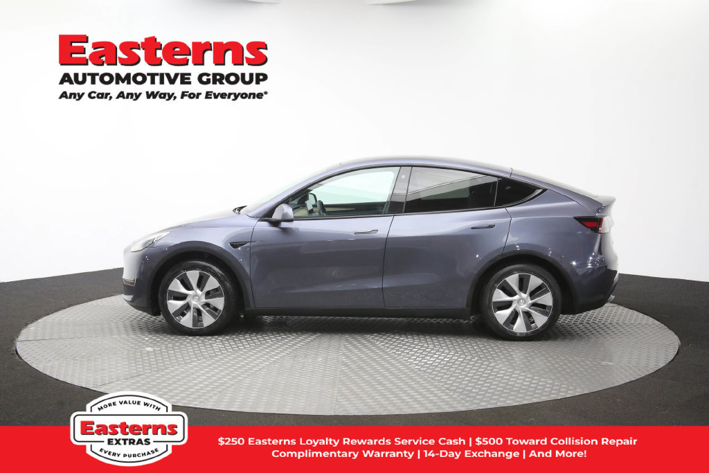 Used 2023 Tesla Model Y Long Range AWD/4WD image 57
