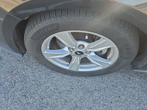 Used 2020 Ford Mustang Coupe RWD image 3