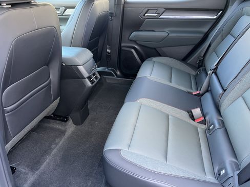 New 2026 GMC Terrain AT4 AWD/4WD image 17