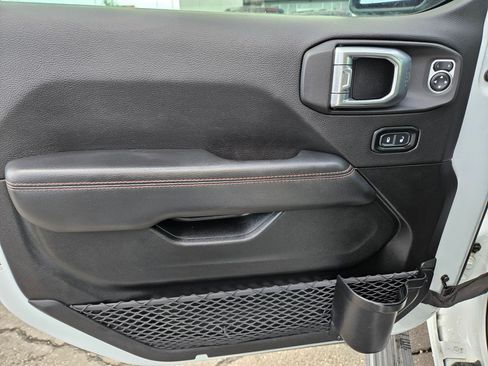 Used 2020 Jeep Gladiator Rubicon AWD/4WD image 14