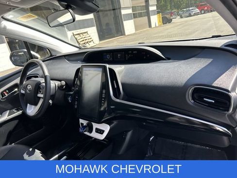 Used 2017 Toyota Prius Prime Premium w/ Protection Package FWD image 29