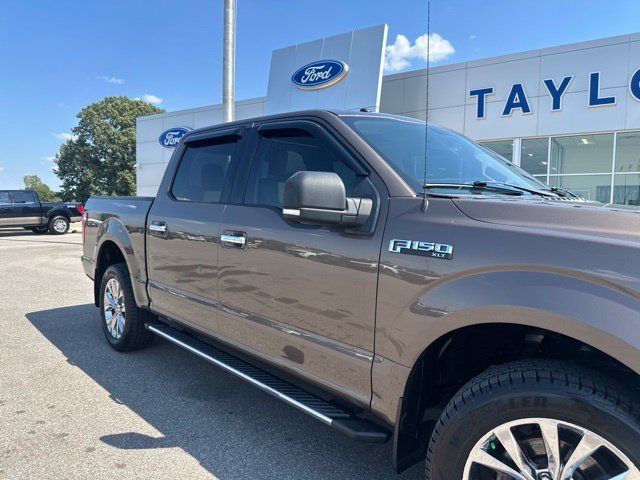 Used 2016 Ford F150 XLT w/ Equipment Group 302A Luxury AWD/4WD image 6
