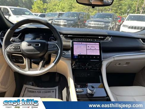 Certified 2023 Jeep Grand Cherokee Limited AWD/4WD image 21