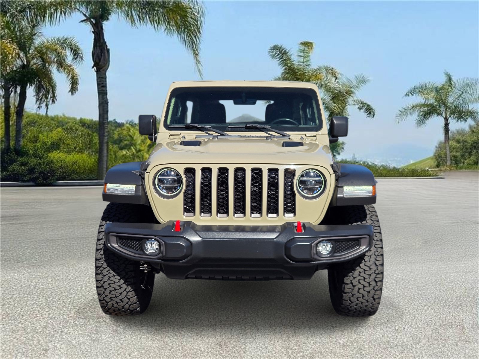 Used 2022 Jeep Wrangler Unlimited Rubicon w/ Xtreme Recon 35" Tire Package AWD/4WD image 3