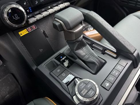 New 2026 Toyota Tacoma 4x4 Double Cab Hybrid image 19