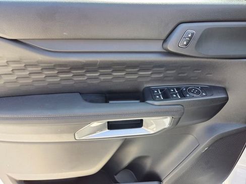 Used 2025 Ford Ranger XLT w/ Black Appearance Package RWD image 19