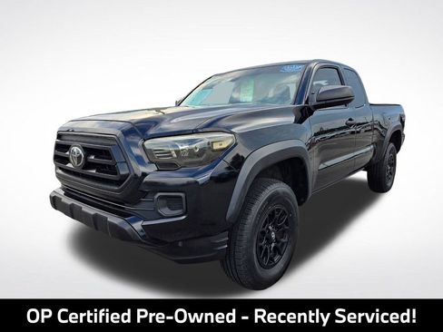 Used 2020 Toyota Tacoma SR w/ SX Package AWD/4WD image 3