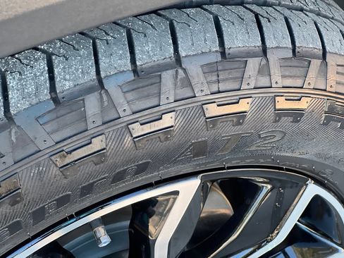 Used 2022 Chevrolet TrailBlazer ACTIV FWD image 25