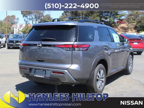 New 2026 Nissan Pathfinder SL FWD image 7