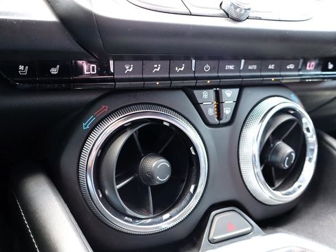 Used 2016 Chevrolet Camaro SS RWD image 34
