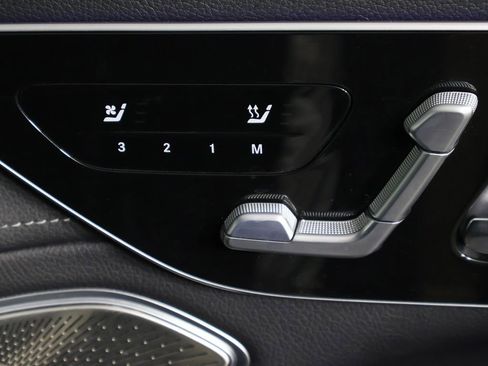Used 2023 Mercedes-Benz EQS 450+ SUV image 33