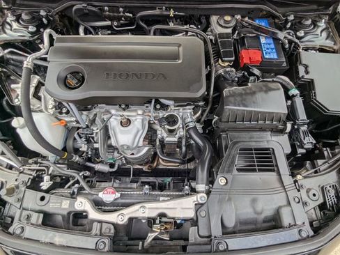 Used 2025 Honda Civic Sport image 29