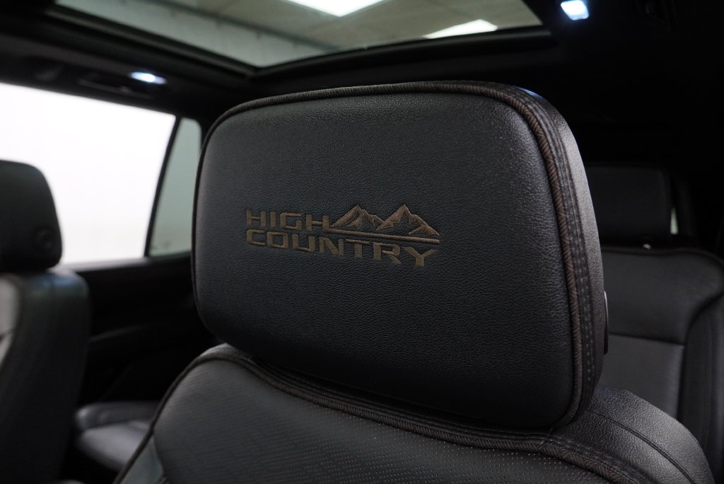 Used 2023 Chevrolet Tahoe High Country w/ Premium Package 2 AWD/4WD image 11