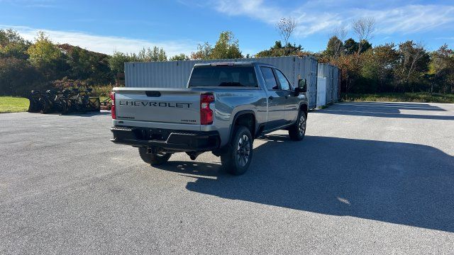 Used 2024 Chevrolet Silverado 2500 Custom w/ Custom Convenience Package AWD/4WD image 3