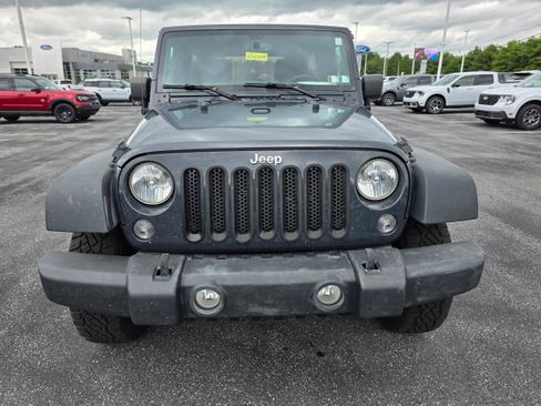 Used 2017 Jeep Wrangler Unlimited Sport w/ Quick Order Package 24S AWD/4WD image 6