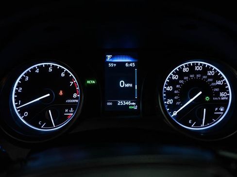 Used 2024 Toyota Camry SE image 17