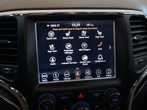 Used 2018 Jeep Grand Cherokee Summit AWD/4WD image 40