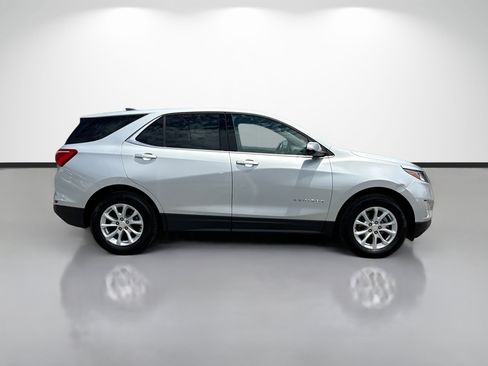 Used 2019 Chevrolet Equinox LT AWD/4WD image 2
