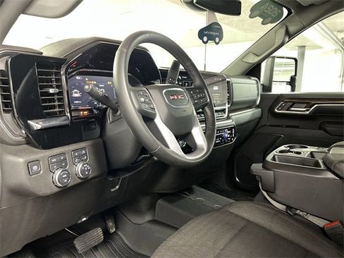 Certified 2024 GMC Sierra 3500 SLE w/ SLE Value Package image 10