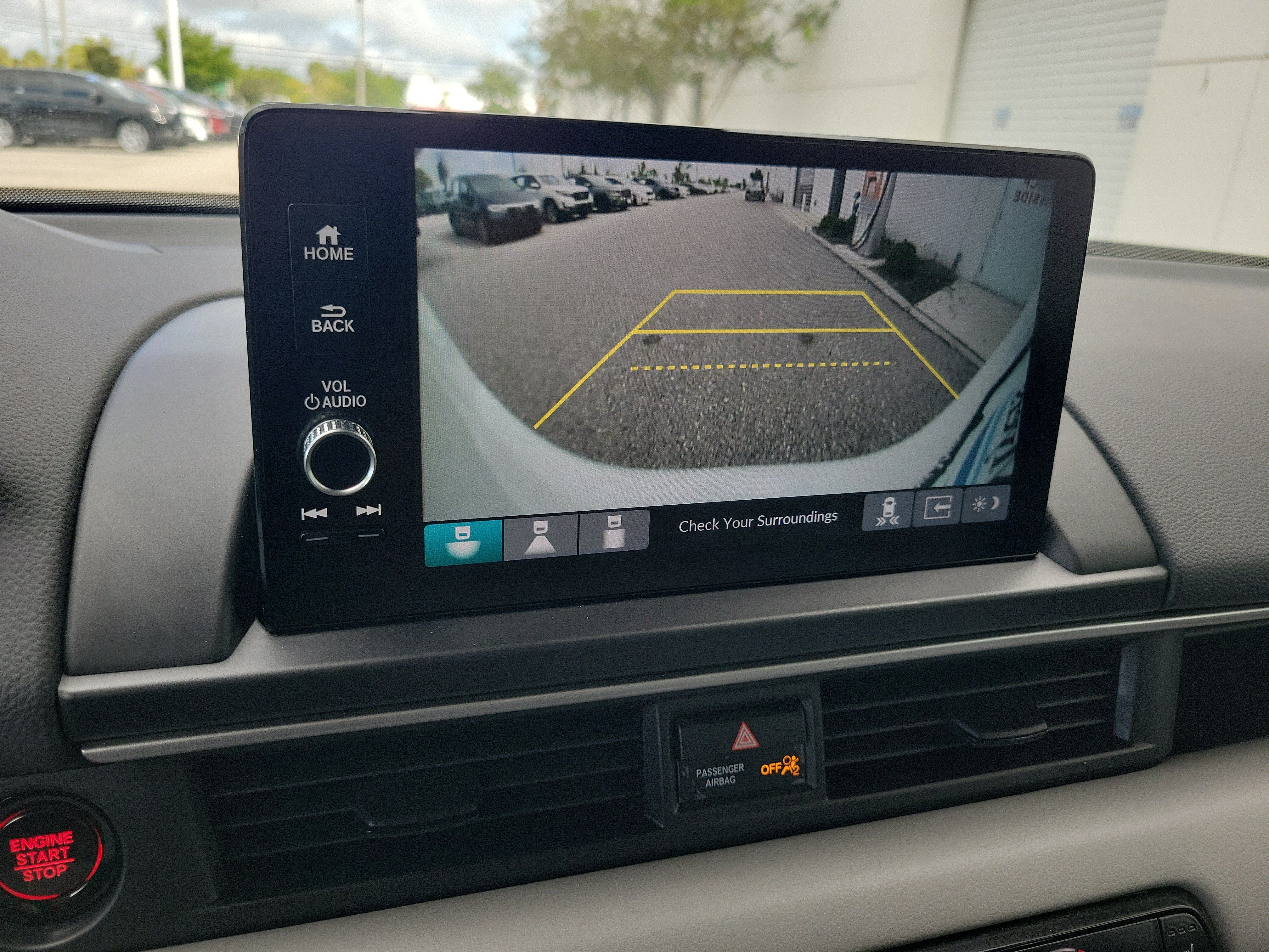 Used 2025 Honda Pilot Touring image 33